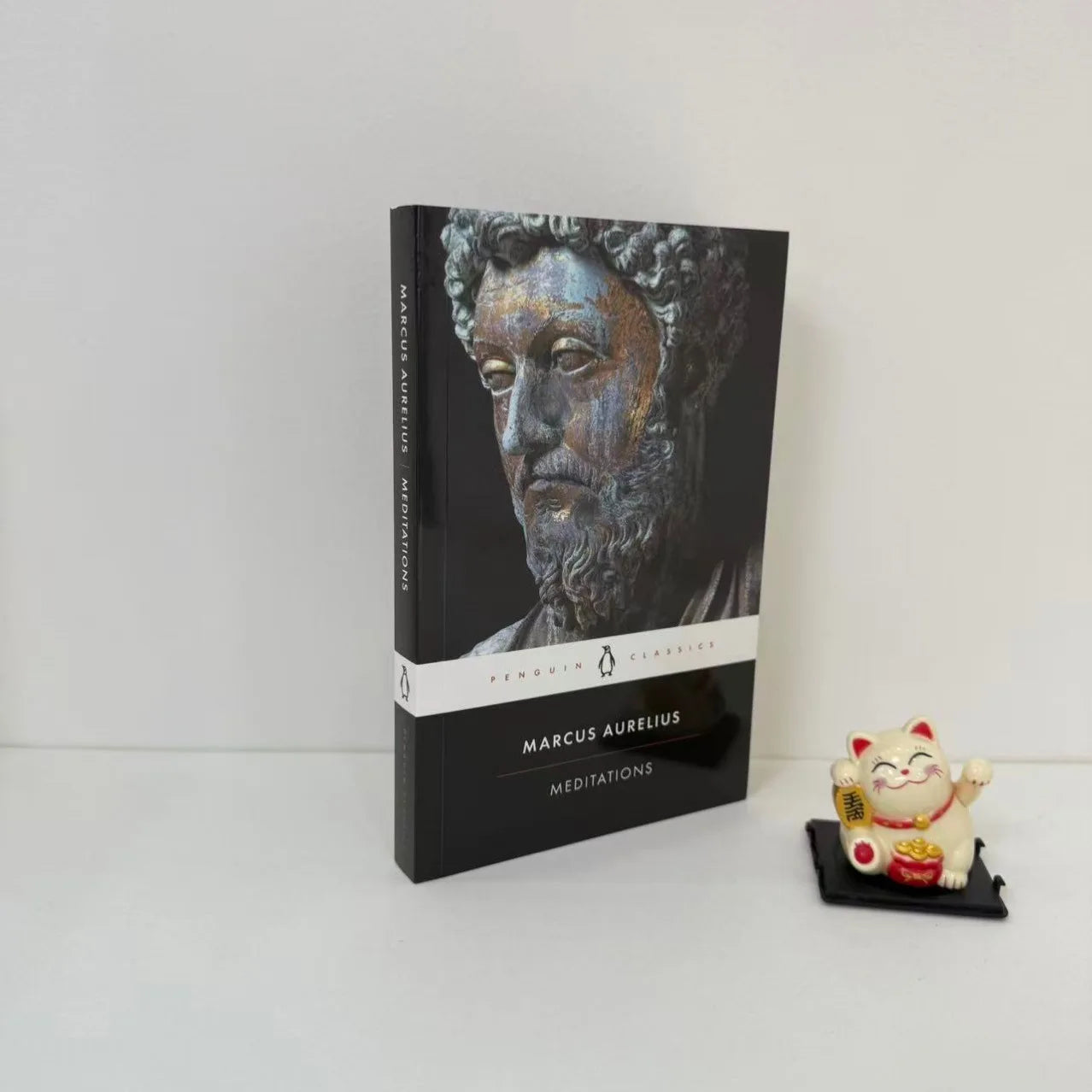 Meditations, the original English version of the philosophical book by Marcus Aurelius, Penguin Classics